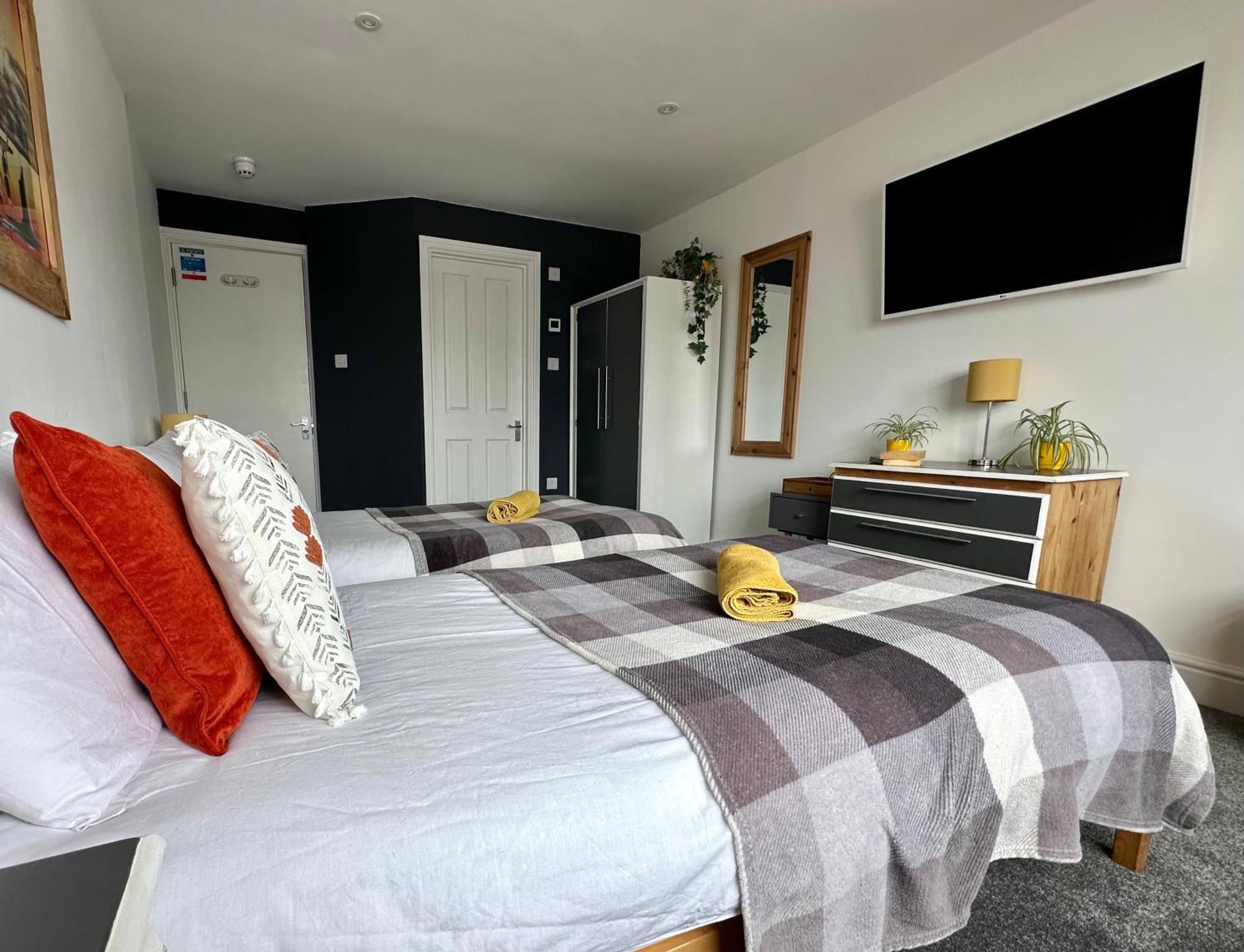 Breakers Guest House New Quay Zewnętrze zdjęcie